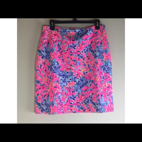 Lily Pulitzer Mallika Two Piece Crop Top Skirt Set - Picture 4 of 7
